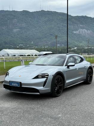 PORSCHE TAYCAN 4 CROSS TURISMO ELÉTRICO PORSCHE TAYCAN 4 CROSS TURISMO ELÉTRICO